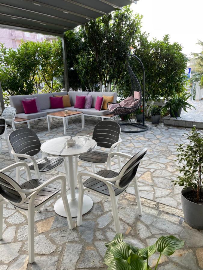 Hotel Lidi Sarandë Exterior foto